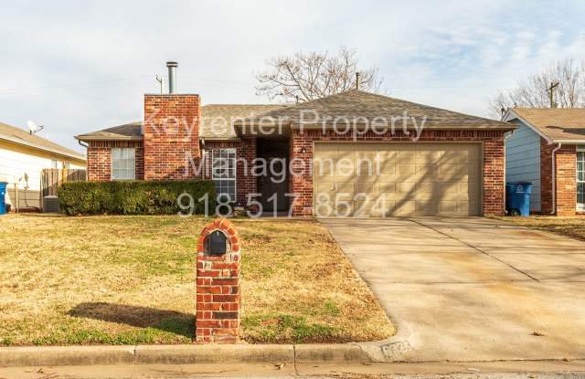 Beautiful 3 Bedroom, 2 Bath Home! photos photos