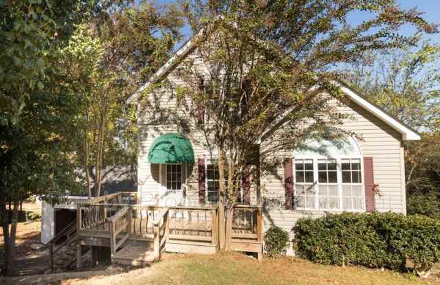 1004 Roselawn Drive photos photos