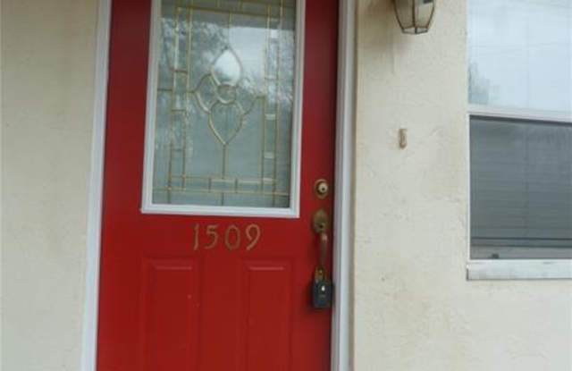 1509 Stone Gate Lane SE Gallery 4