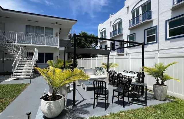 1135 101st St photos photos