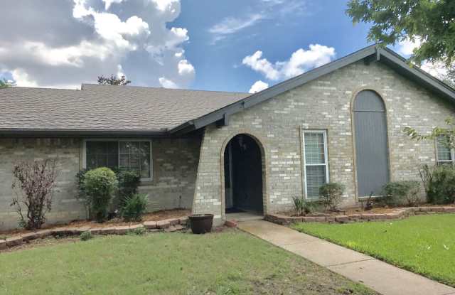 1729 BLOSSOM TRAIL - 1729 Blossom Trail, Plano, TX 75074