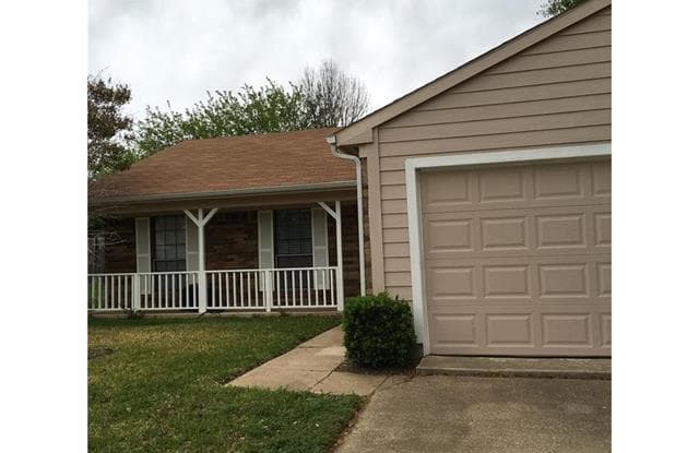 837 NW Beverly Drive - 837 Beverly Dr, Grapevine, TX 76051