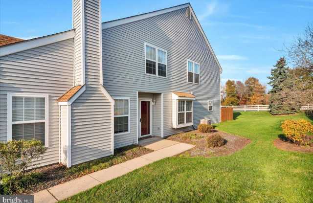 272 BIRCH HOLLOW DRIVE Gallery 3