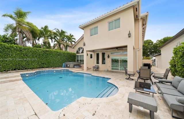 15051 SW 136th Pl Gallery 2