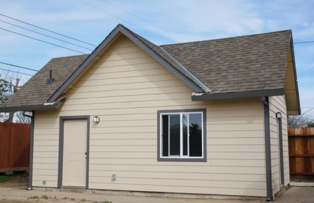 2323 Pamela Ln - 2323 Pamela Lane, Arden-Arcade, CA 95825