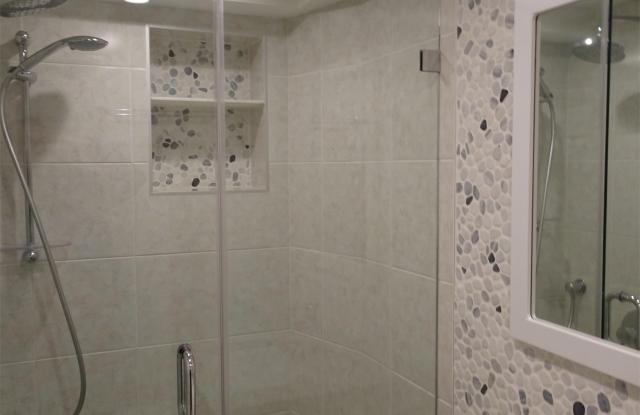 1533 Spring Place Northwest - 1, Unit B Gallery 4
