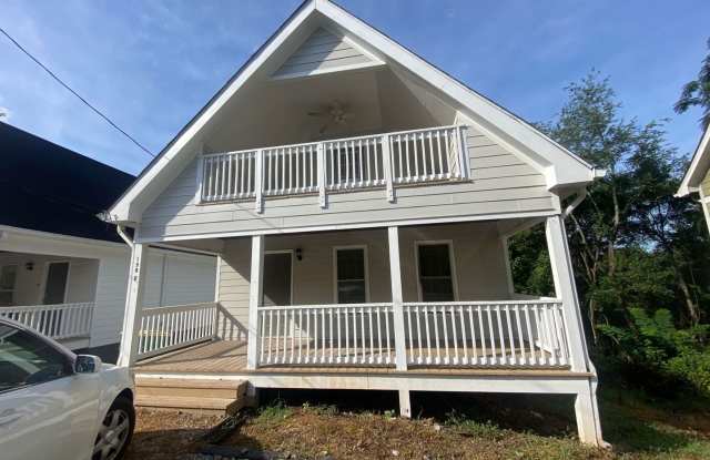 PRE-LEASING FOR AUGUST 2026! photos photos