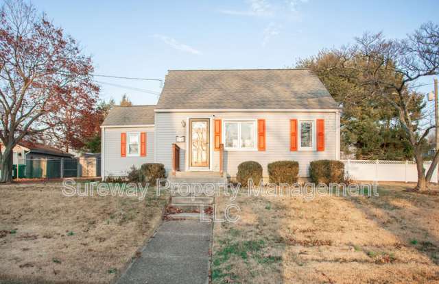 833 Lincoln Ave photos photos