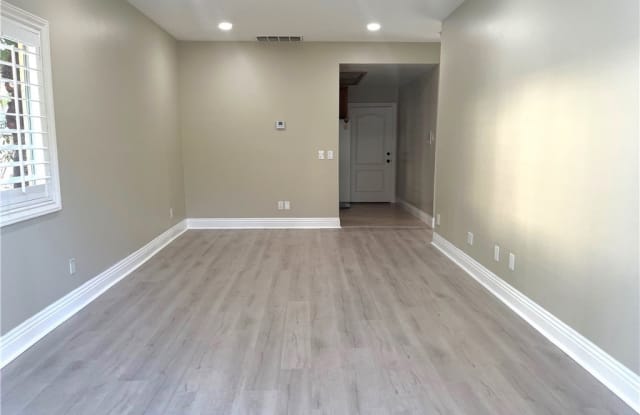 112 S Montgomery Way - 112 South Montgomery Way, Anaheim, CA 92807