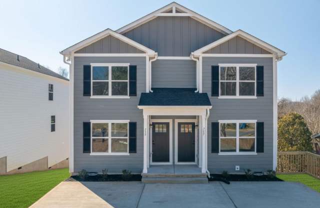 Modern Townhome for Lease in Hickory! Gallery 1