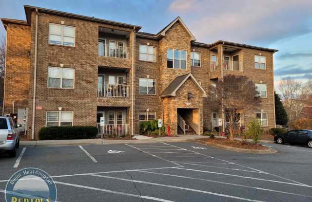 Convenient Boone Living – 3BD/3BA at Pine Ridge Condos photos photos