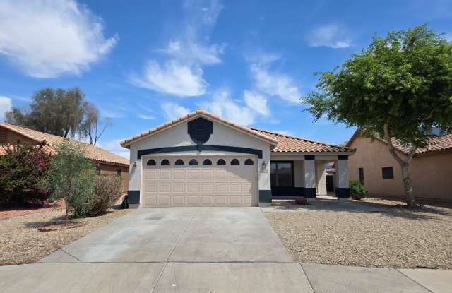 3 bed, 2 bath in Surprise photos photos