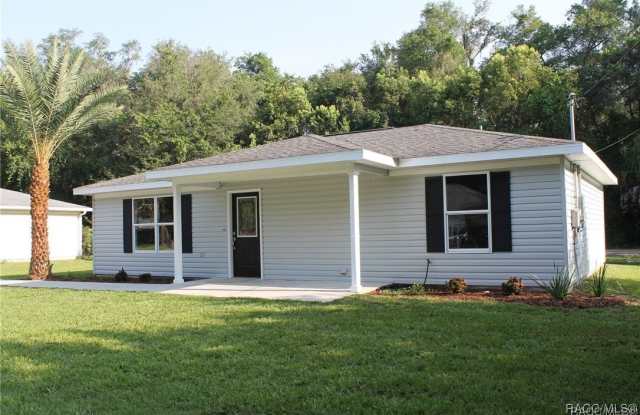 3327 E Paula Lane - 3327 East Paula Lane, Inverness Highlands North, FL 34453