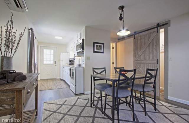 121 A South Railroad St - 121 South Railroad Street, Hummelstown, PA 17036