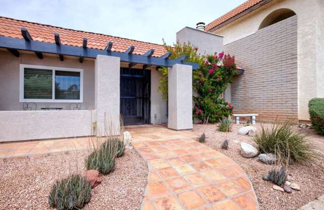 Scenic Living at Dorado Golf Course; 3 Bedroom 2 Bathroom photos photos