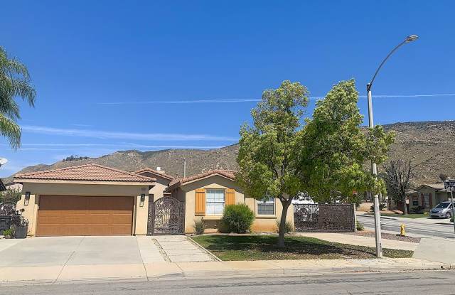 Single Story With Gated RV Parking! photos photos Single Story With Gated RV Parking! photos photos