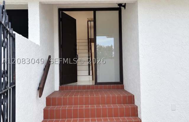 1201 SW 124th Ct Gallery 2