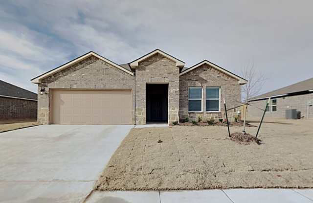 Very Nice 4 Bedroom 2 Bath Home in Yukon Schools With Storm Shelter photos photos Very Nice 4 Bedroom 2 Bath Home in Yukon Schools With Storm Shelter photos photos