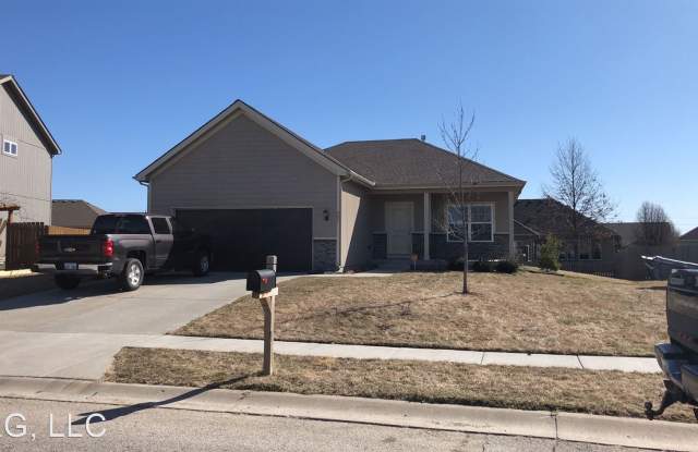 771 S Cherry Street - 771 South Cherry Street, Gardner, KS 66030