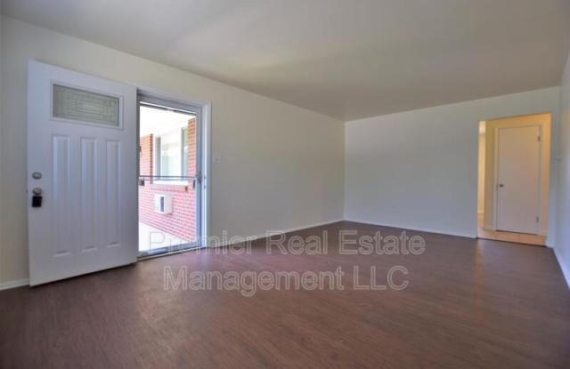 1885 S Clermont St Gallery 3