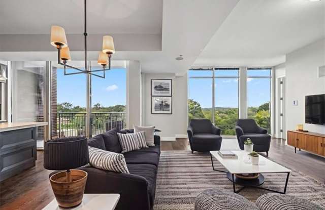 1820 Peachtree Street NW photos photos