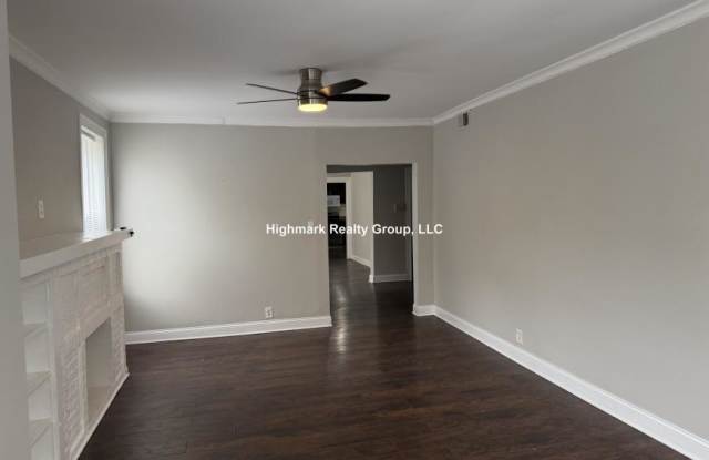 6300 North Oakley Ave. Gallery 2