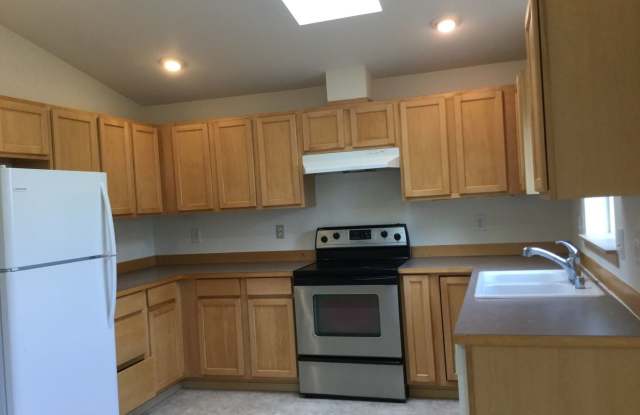 7205 31st Pl NE Gallery 2