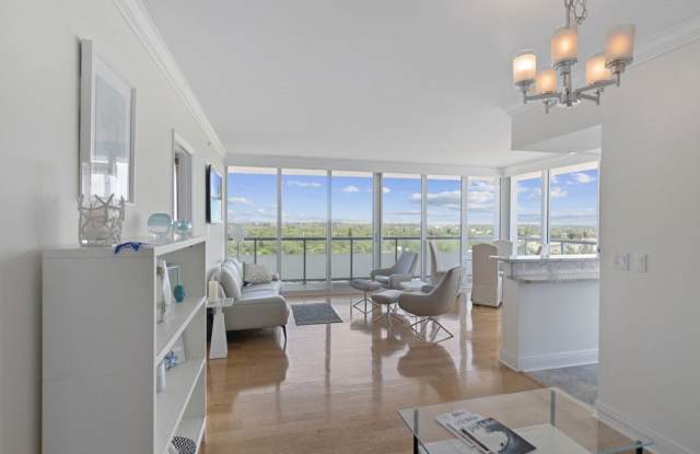 3554 N Ocean Drive Gallery 4
