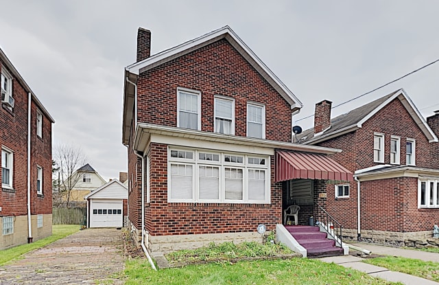 834 Renier Ave - 834 Renier Avenue, Turtle Creek, PA 15145