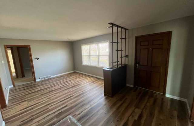 396791 W 1300 Rd Gallery 2