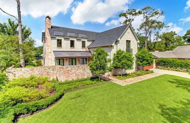 1118 River Bend Drive Gallery 3