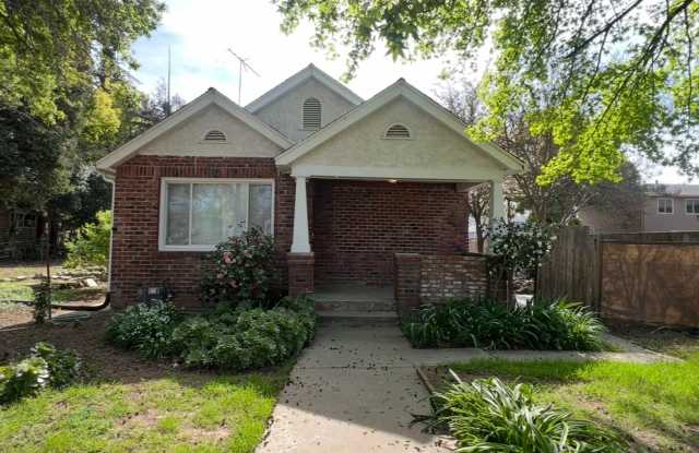 BEAUTIFULLY REMODELED HOME W/ HUGE OUTBUILDING!! photos photos