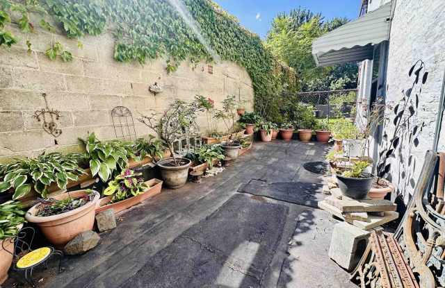 175 MANHATTAN AVE - 175 Manhattan Avenue, Jersey City, NJ 07307 175 MANHATTAN AVE - 175 Manhattan Avenue, Jersey City, NJ 07307