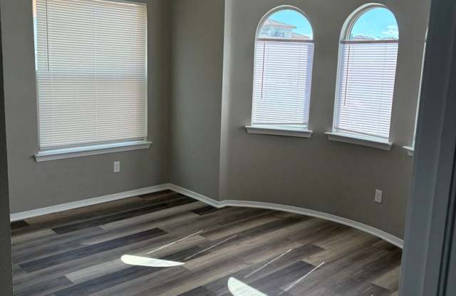 Beautiful Home! Gallery 4