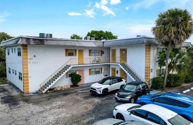 1001 NW 45th St photos photos