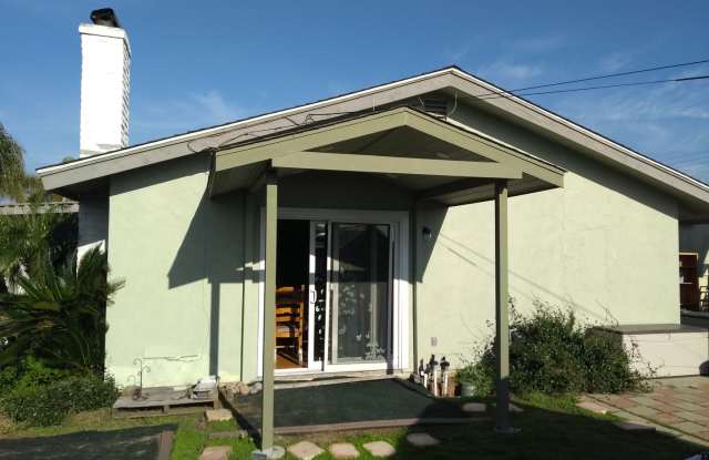 3 Bedroom 2 Bathroom Home In San Diego - 3156 Marmil Avenue, San Diego, CA 92139
