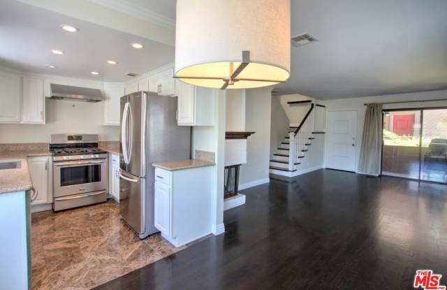 5918 CHULA VISTA Way Gallery 2