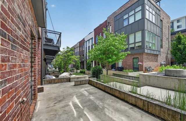 1214 Chelsea Circle Gallery 3