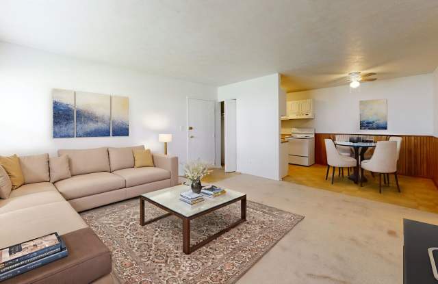 Kendall Manor Apartments Gallery 2