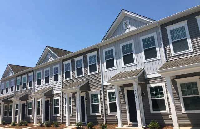 BEAUTIFUL 2 Bedroom Townhome photos photos