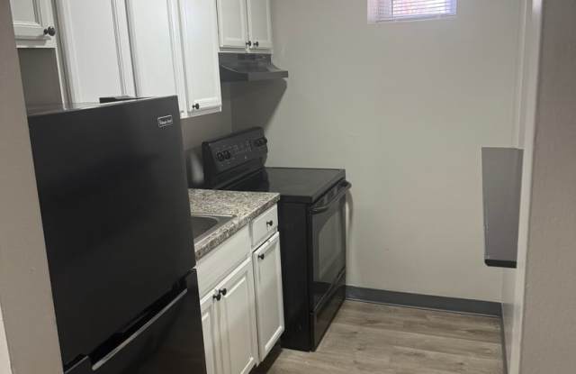 Mayflower Apartments - 830 Argonne Drive, Baltimore, MD 21218