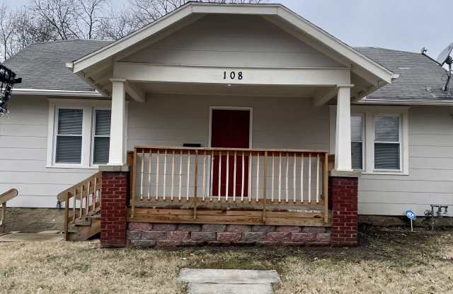 108 S Hawthorne Avenue photos photos