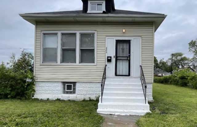 8854 S May Street - 8854 South May Street, Chicago, IL 60620