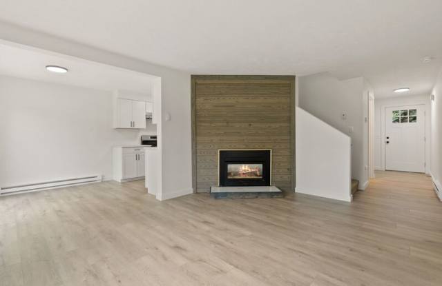 208 West 13th Avenue - 3 Gallery 2