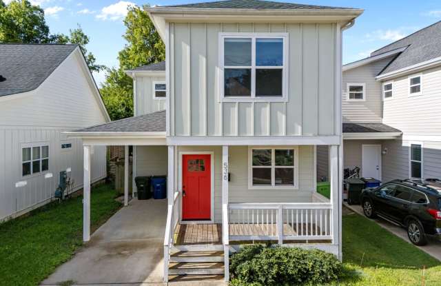 Modern 3 Bedroom home inside Downtown Raleigh, Fenced-in Backyard, Updated Kitchen, Pet Friendly! photos photos