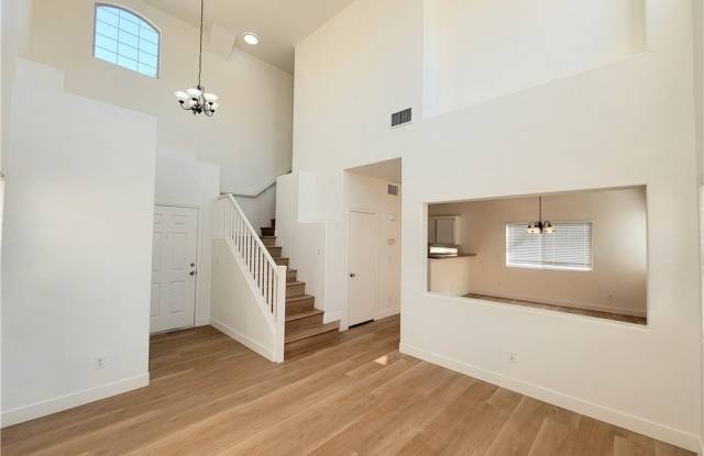 6323 Sonora Canyon Court Gallery 4