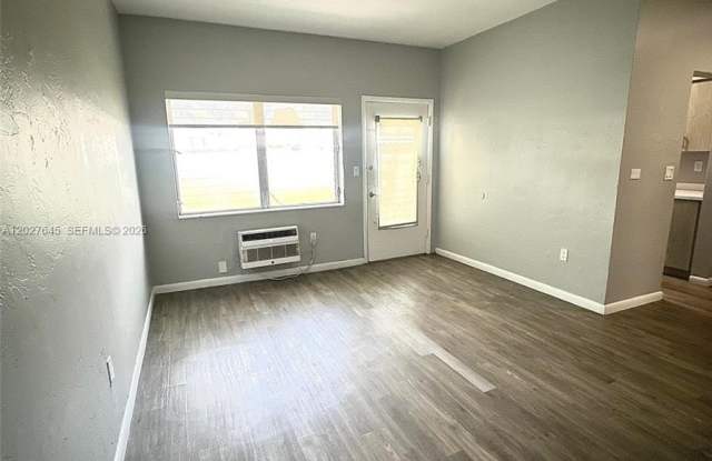710 Meridian Ave photos photos