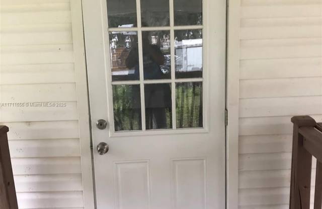 2016 Poe St - 2016 Poe Street, Crystal Lake, FL 33801