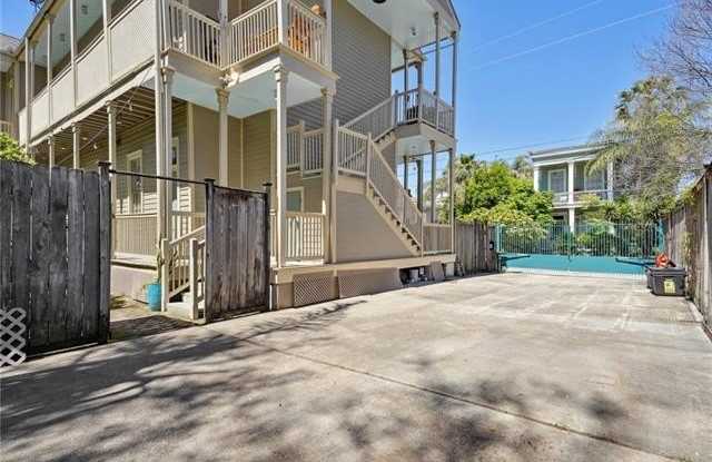 1333 JOSEPHINE Street - 1333 Josephine Street, New Orleans, LA 70130