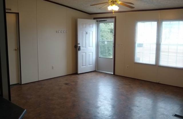 3BD/2B Mobile Home in Lakeland, GA Gallery 3